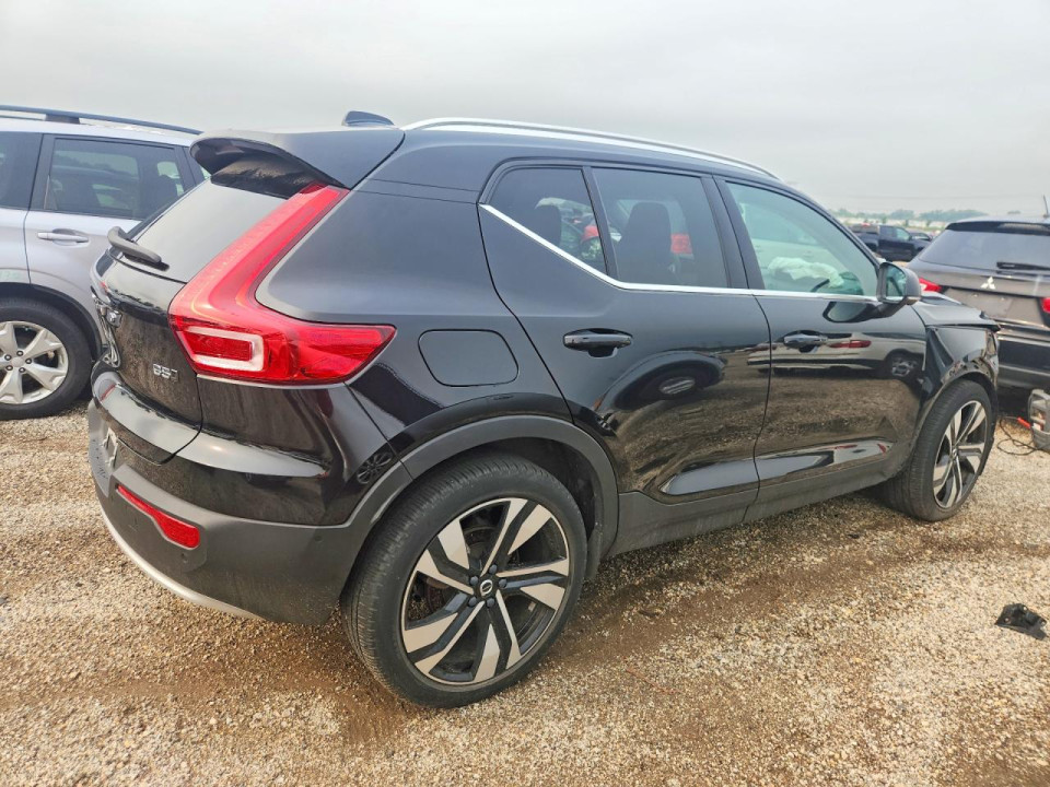 Volvo XC40 2023 — Copart