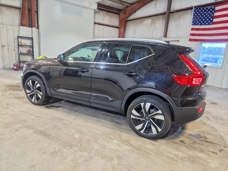 Volvo XC40 2023 — Copart