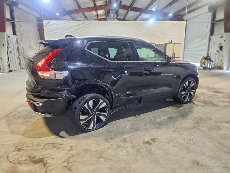 Volvo XC40 2023 — Copart