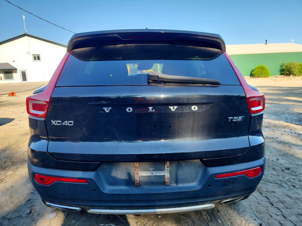 Volvo XC40 2019 — Copart