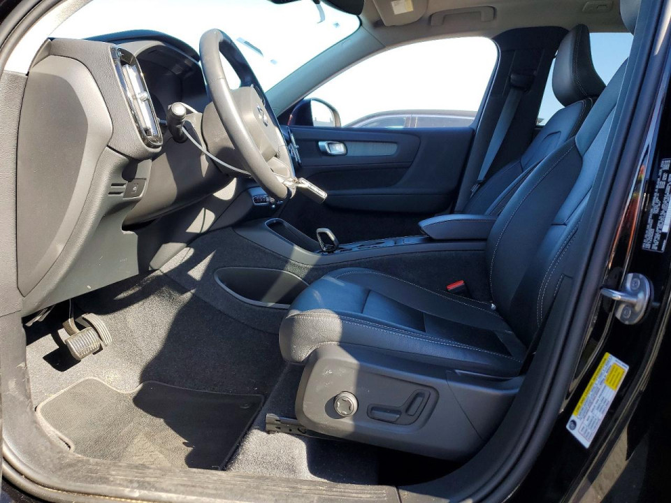Volvo XC40 2024 — Copart
