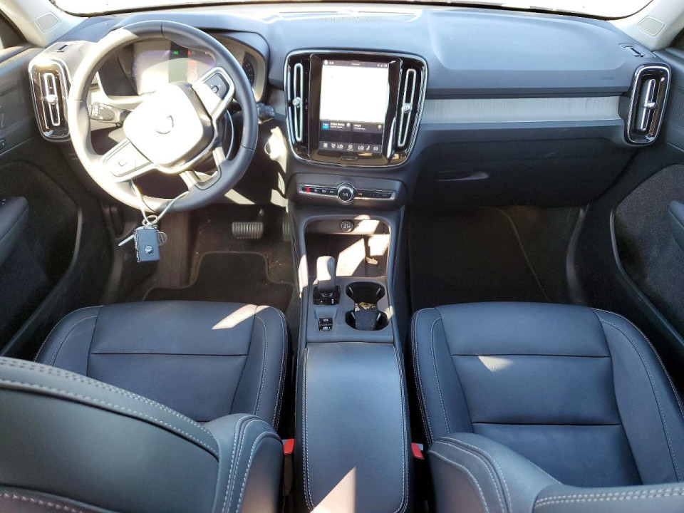Volvo XC40 2024 — Copart