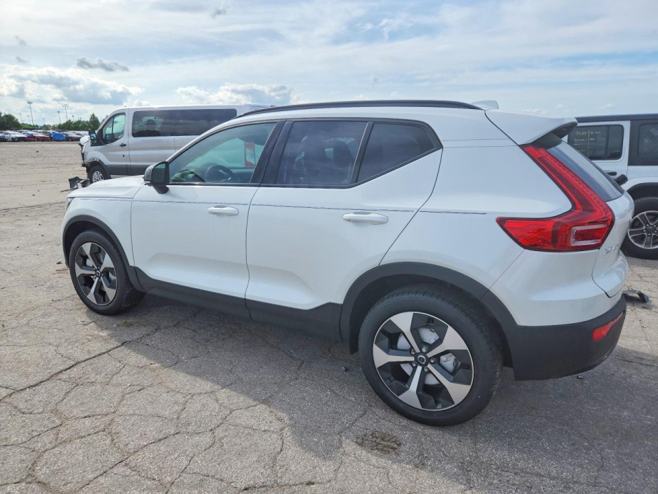 Volvo XC40 2026 — Copart