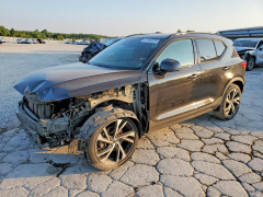Volvo XC40 2020