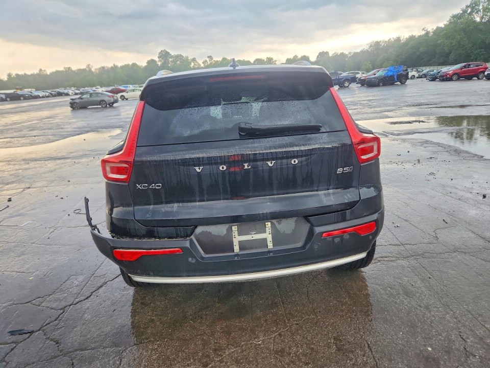 Volvo XC40 2024 — Copart