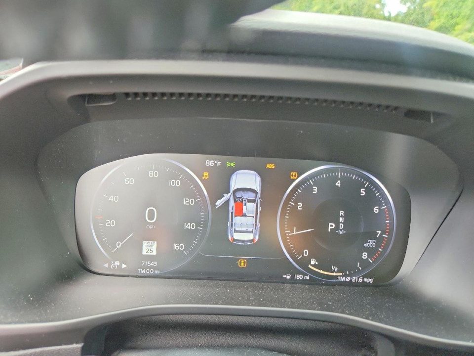 Volvo XC40 2019 — Copart