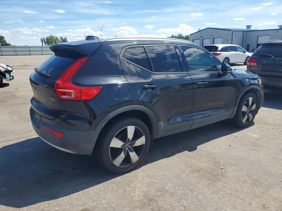 Volvo XC40 2019 — Copart