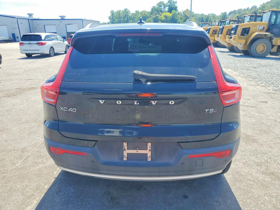Volvo XC40 2019 — Copart