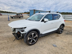 Volvo XC40 2019
