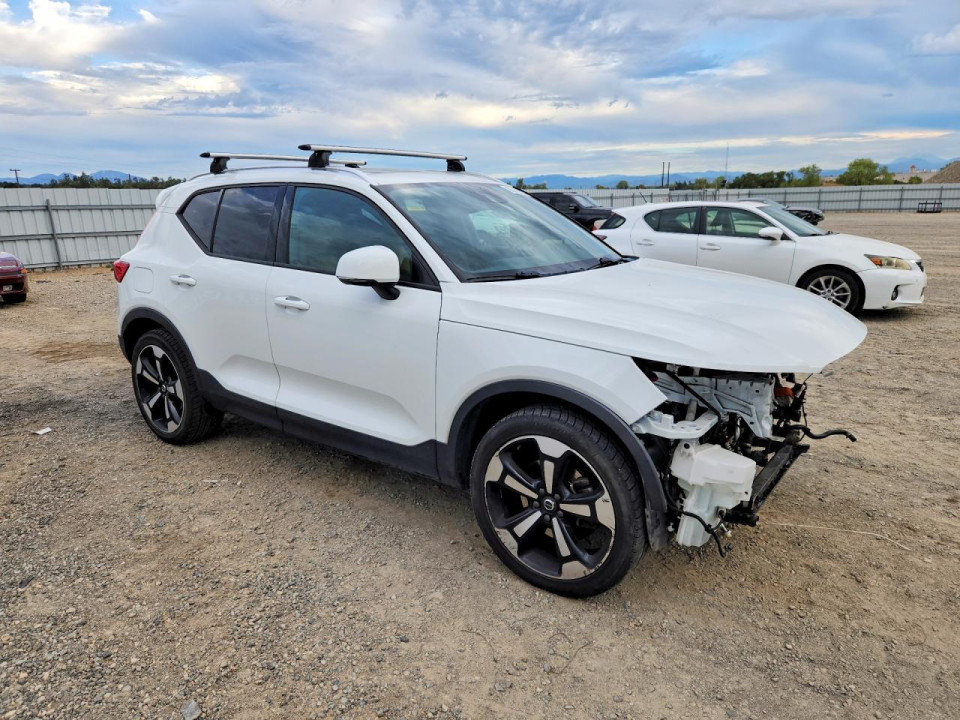 Volvo XC40 2019 — Copart