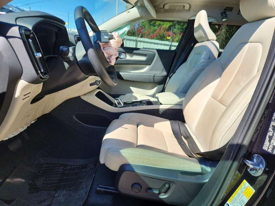 Volvo XC40 2023 — Copart