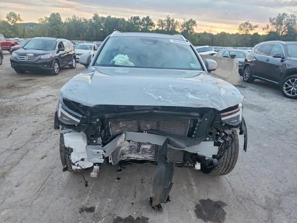 Volvo XC40 2024 — Copart