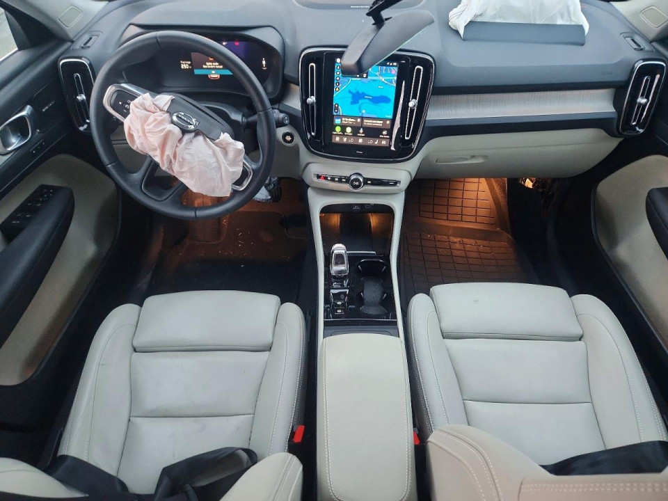 Volvo XC40 2024 — Copart
