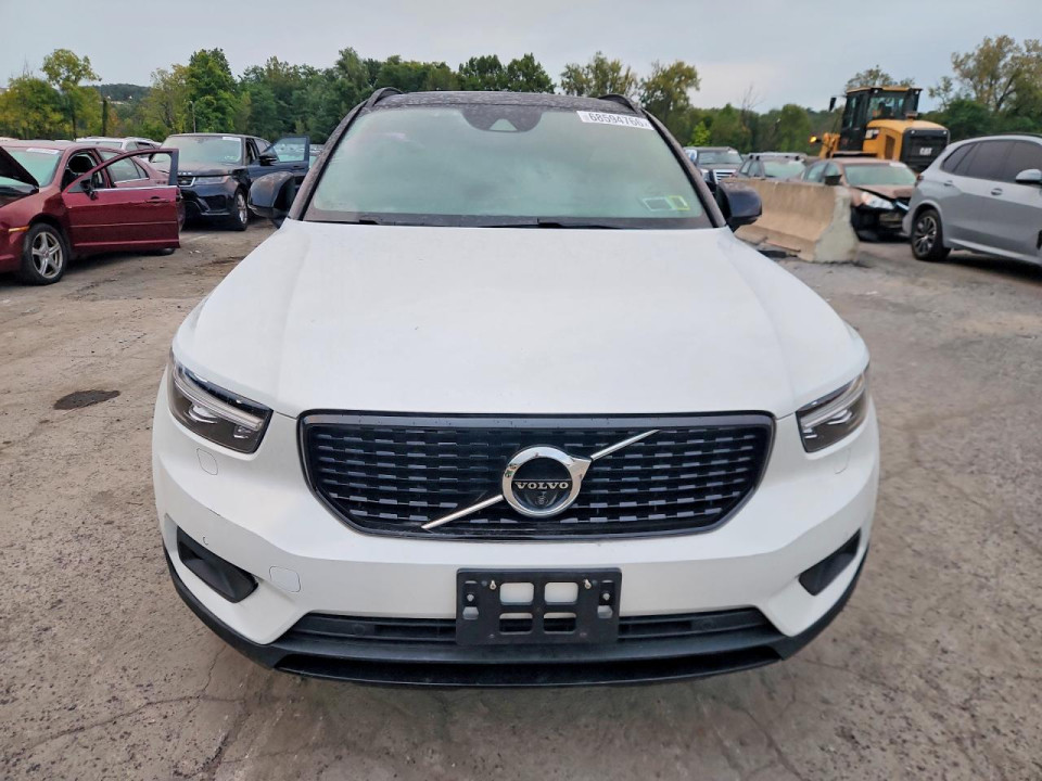 Volvo XC40 2019 — Copart