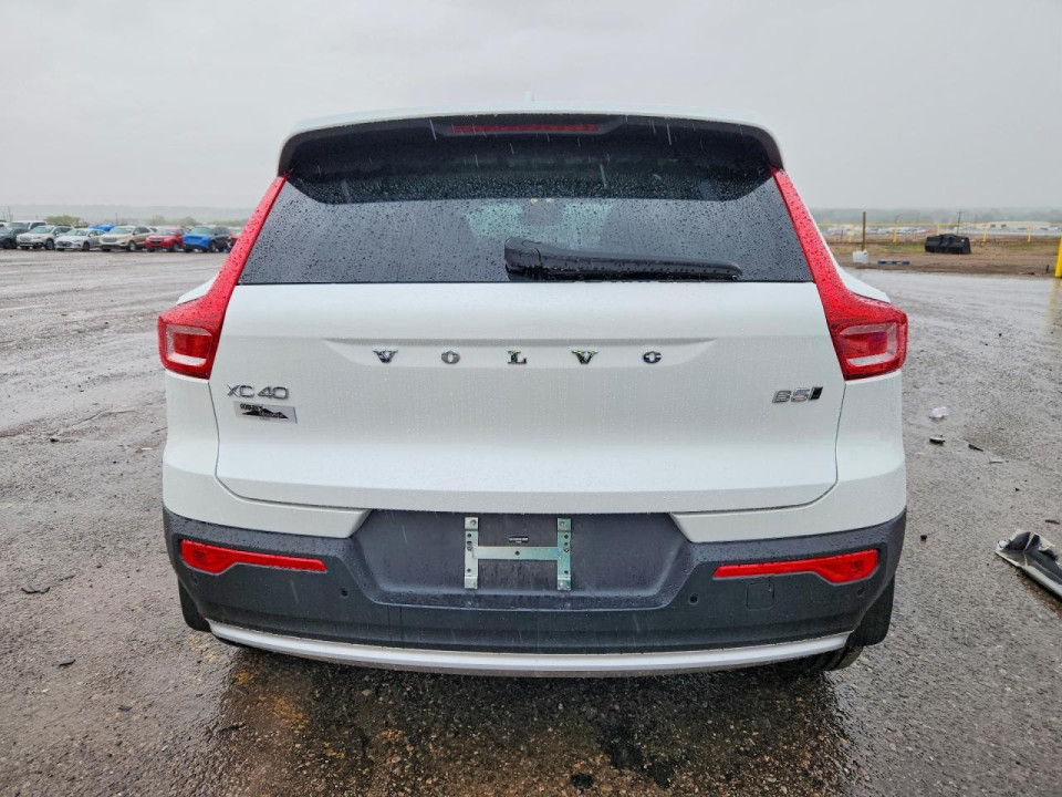 Volvo XC40 2025 — Copart