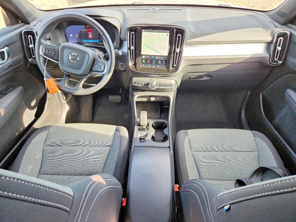 Volvo XC40 2025 — Copart