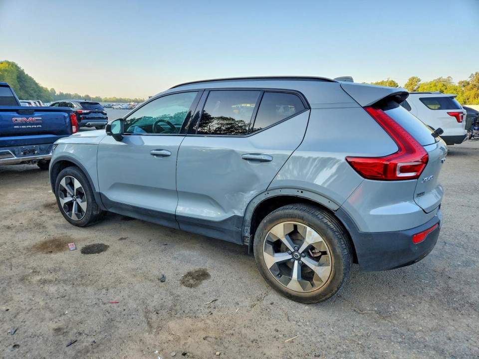 Volvo XC40 2024 — Copart