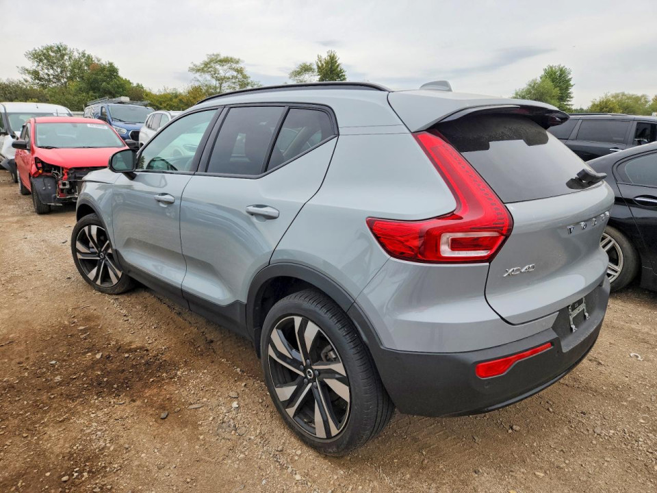 Volvo XC40 2024 — Copart