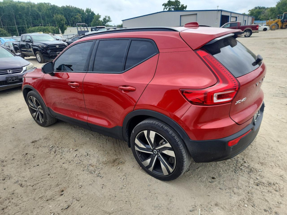 Volvo XC40 2025 — Copart