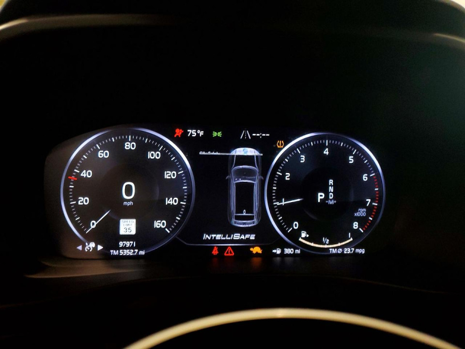 Volvo XC40 2019 — Copart