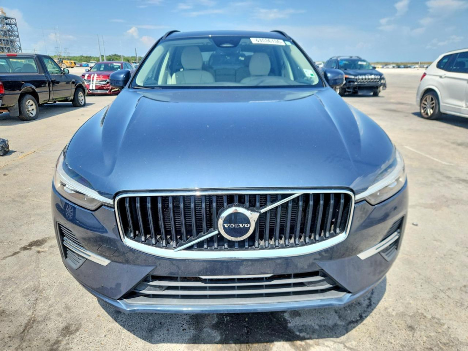 Volvo XC60 B5 MOMENTUM 2022 — Copart