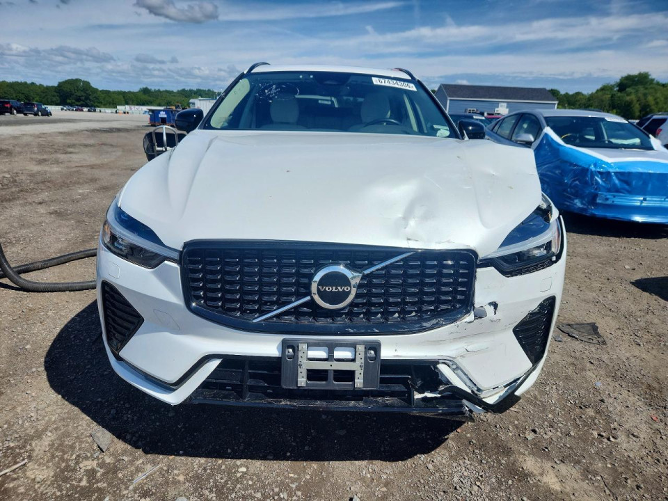 Volvo XC60 CORE 2024 — Copart