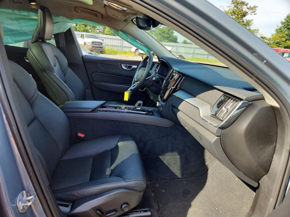 Volvo XC60 CORE 2024 — Copart