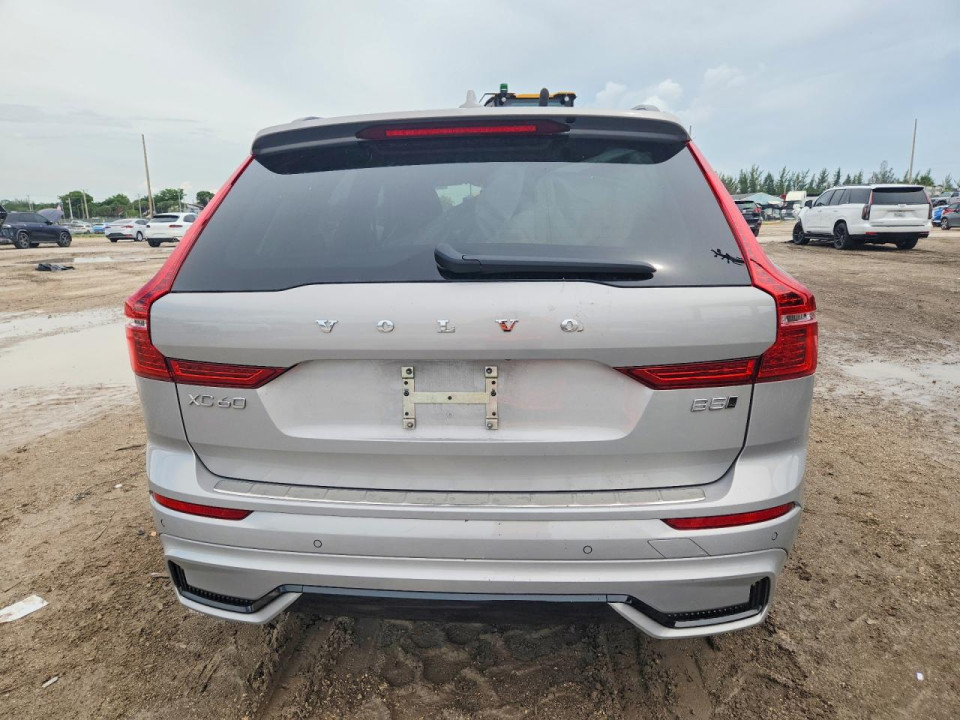 Volvo XC60 PLUS 2025 — Copart