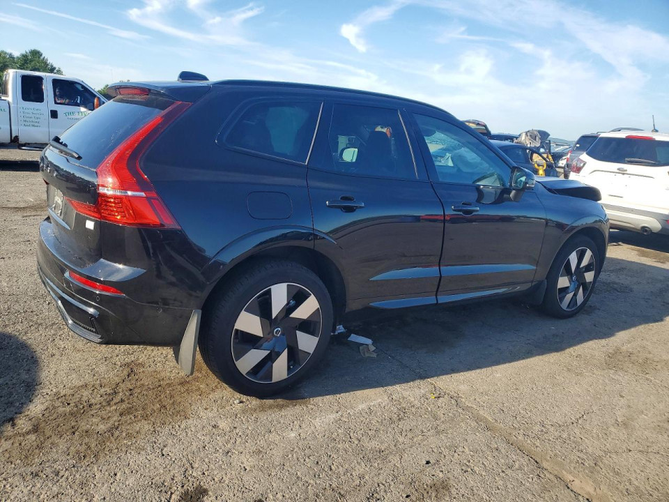Volvo XC60 PLUS 2024 — Copart
