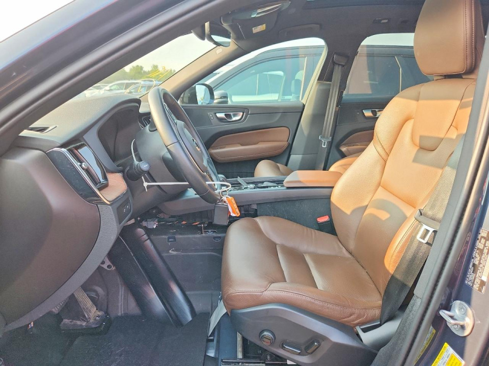 Volvo XC60 PLUS 2024 — Copart