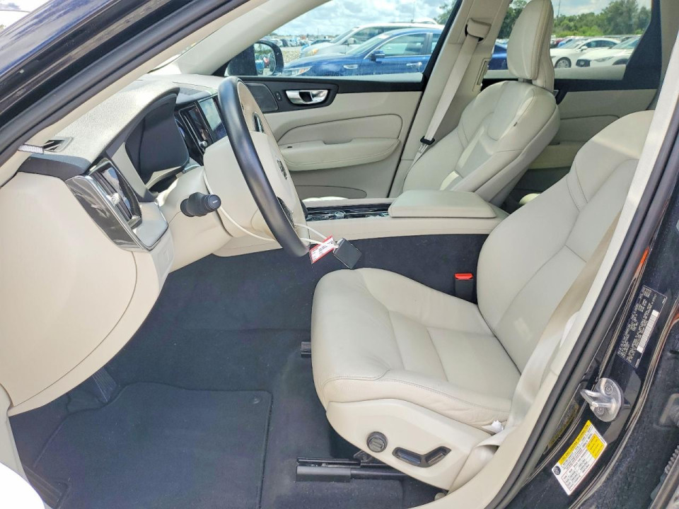 Volvo XC60 PLUS 2023 — Copart