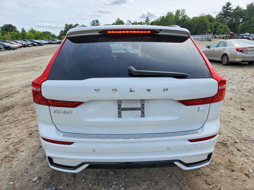 Volvo XC60 PLUS 2024 — Copart