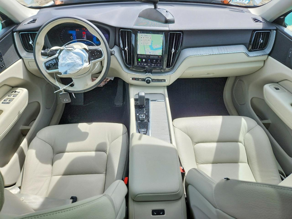 Volvo XC60 PLUS 2024 — Copart