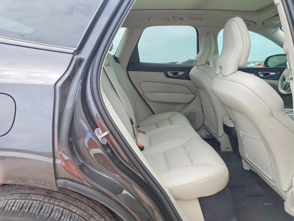 Volvo XC60 PLUS 2024 — Copart