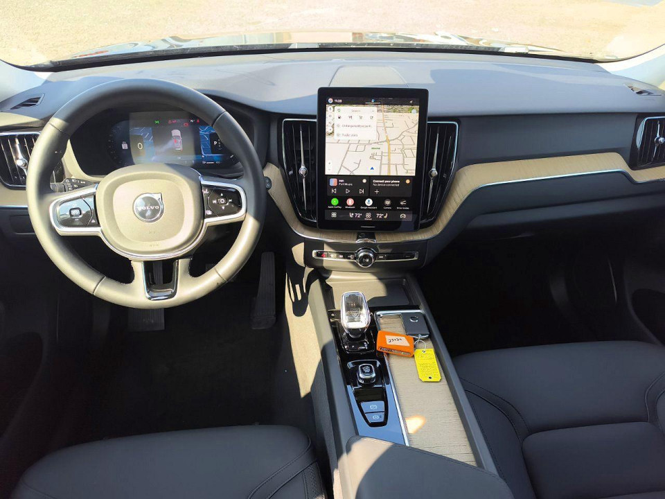 Volvo XC60 PLUS 2026 — Copart