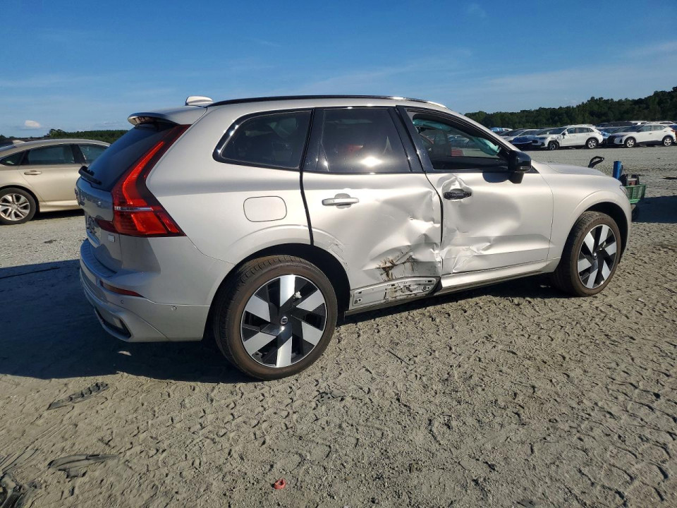 Volvo XC60 PLUS 2024 — Copart