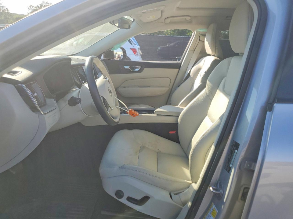 Volvo XC60 PLUS 2024 — Copart