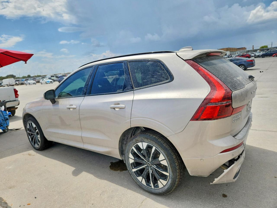 Volvo XC60 PLUS 2026 — Copart