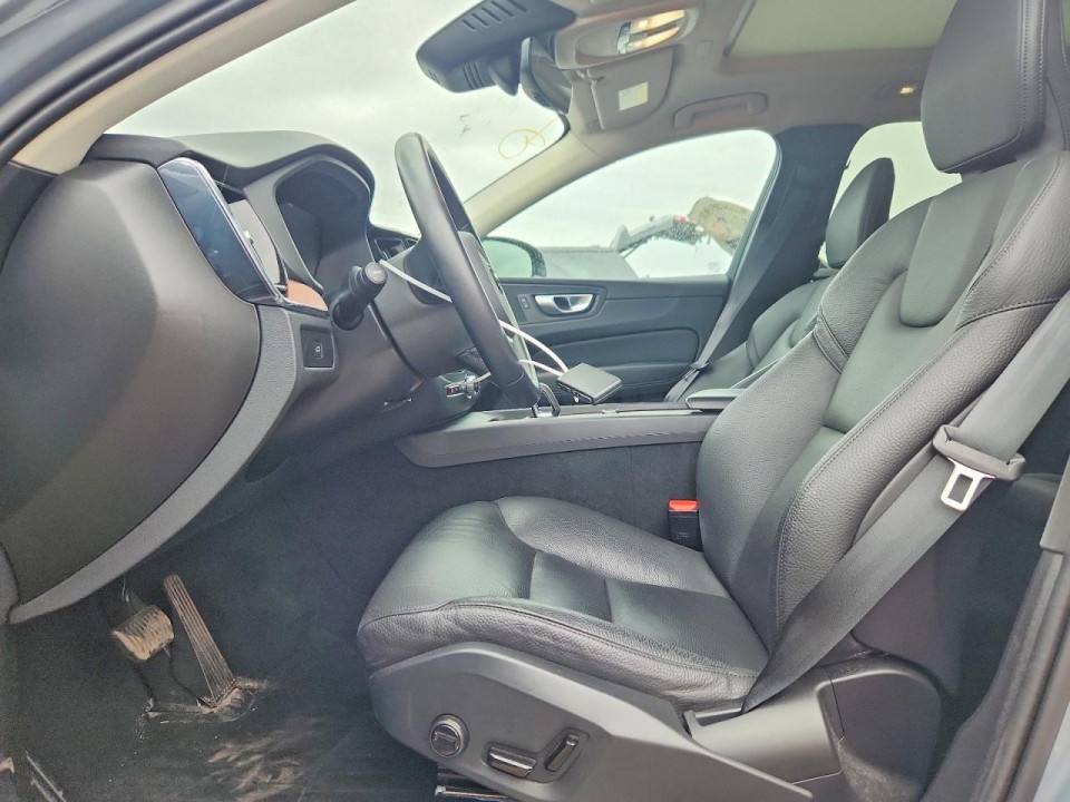 Volvo XC60 PLUS 2024 — Copart