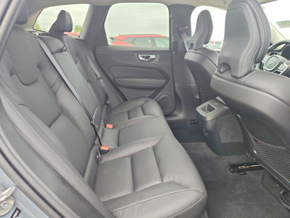Volvo XC60 PLUS 2024 — Copart
