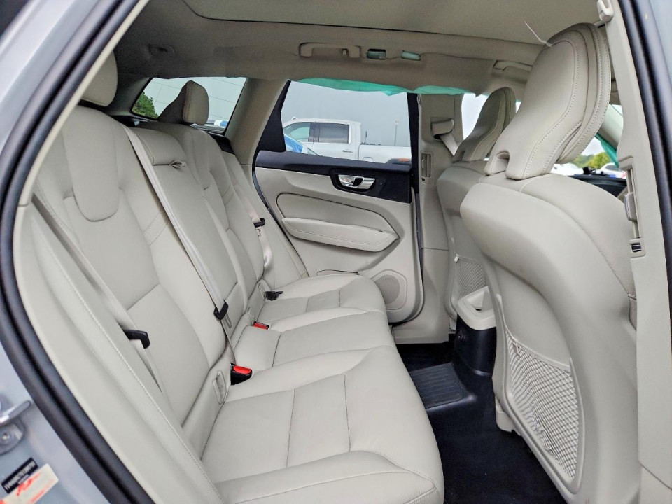 Volvo XC60 PLUS 2025 — Copart