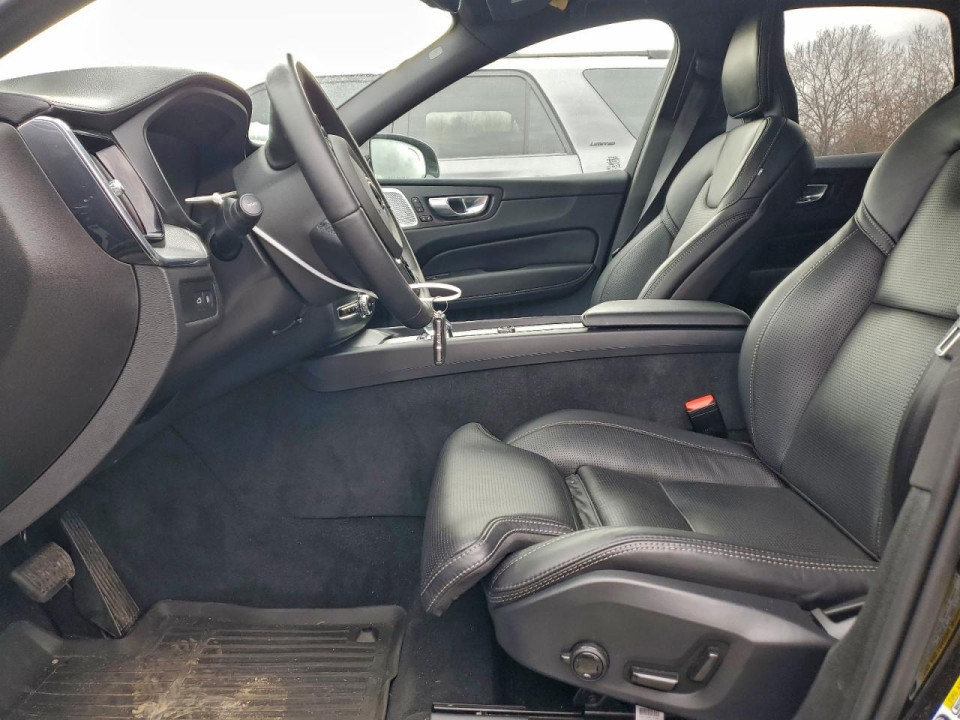 Volvo XC60 ULTIMATE 2024 — Copart