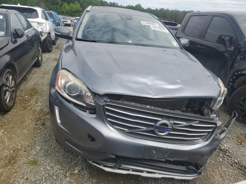 Volvo XC60 2017 — Copart