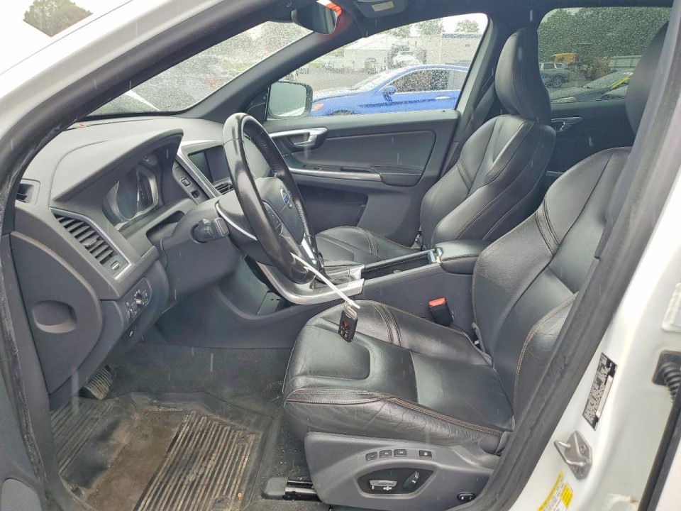 Volvo XC60 2016 — Copart