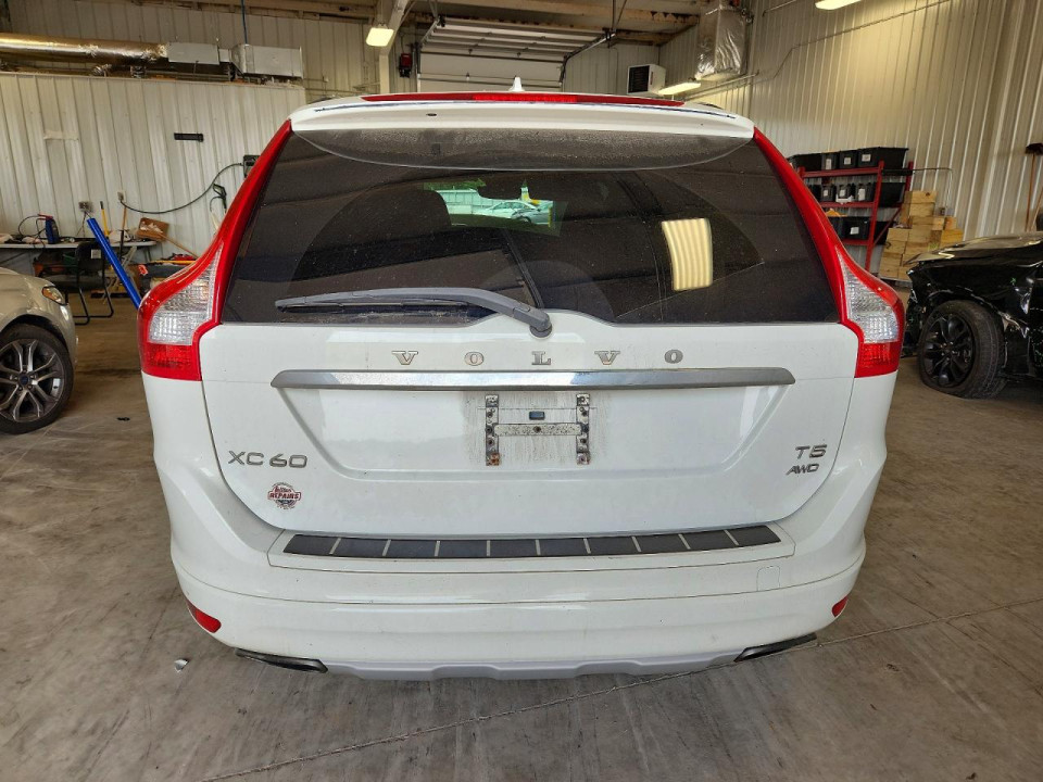 Volvo XC60 2016 — Copart
