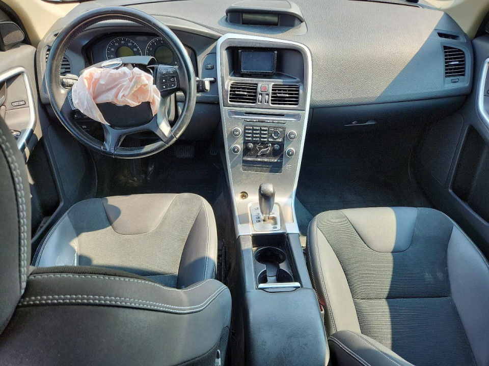 Volvo XC60 2011 — Copart