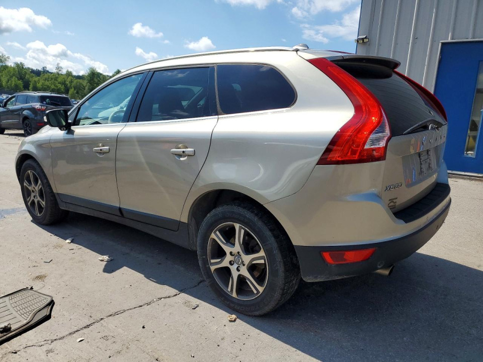 Volvo XC60 2012 — Copart