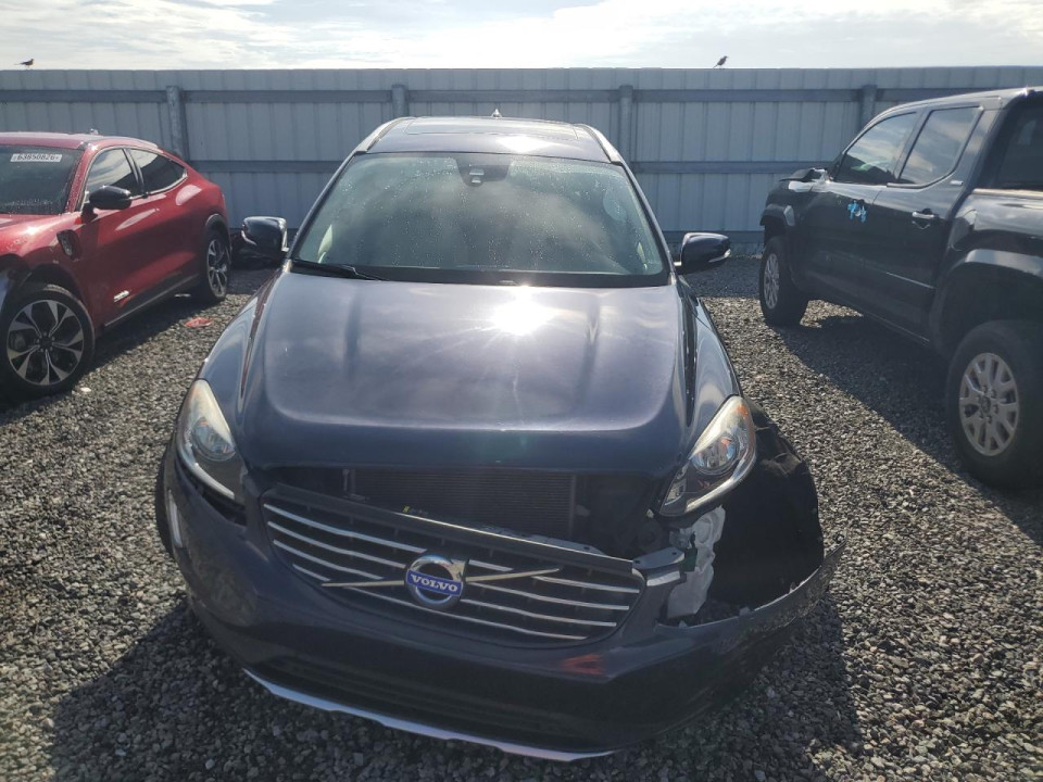 Volvo XC60 2015 — Copart