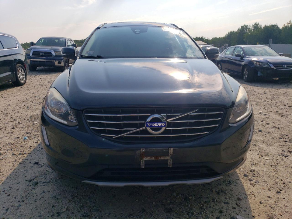 Volvo XC60 2016 — Copart