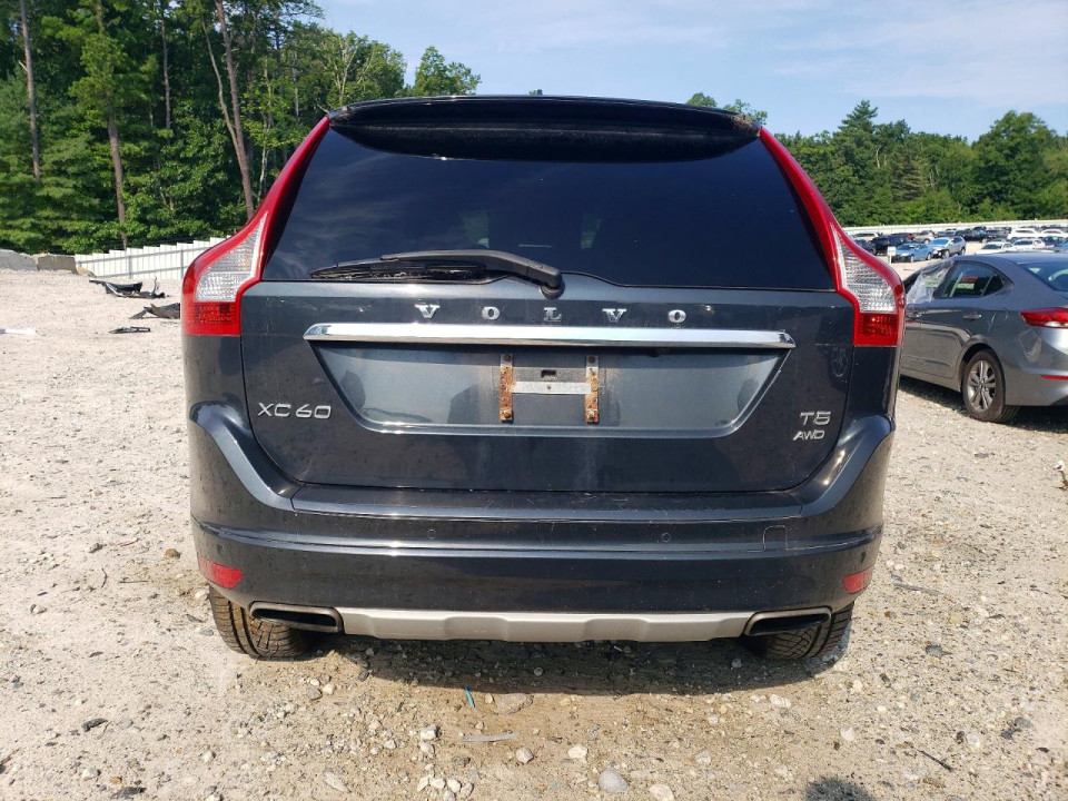 Volvo XC60 2016 — Copart